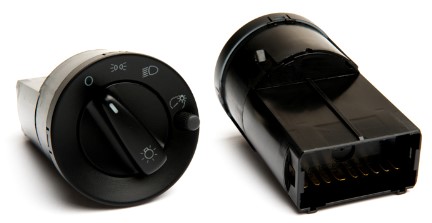 [K-4052360] Interrruptor De Luz Camiones Volkswagen 00-- 24V Con Reostato